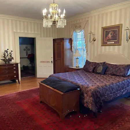 Emma'S Bed And Breakfast-3